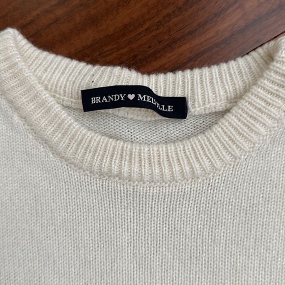BRANDY MELVILLE BOSTON SWEATER OS - Picture 4 of 8